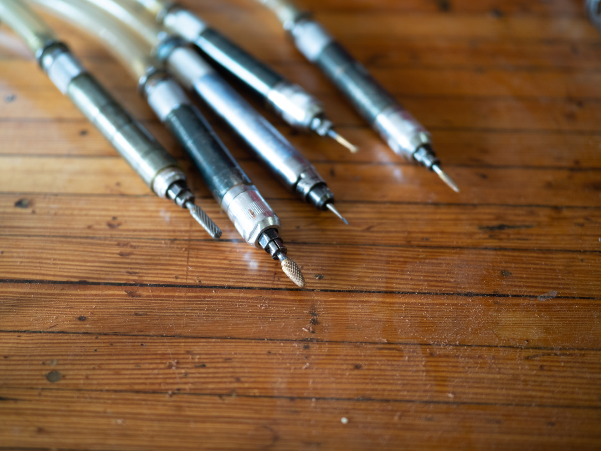 Pneumatic carving tools used by wood carver William J. Schnute