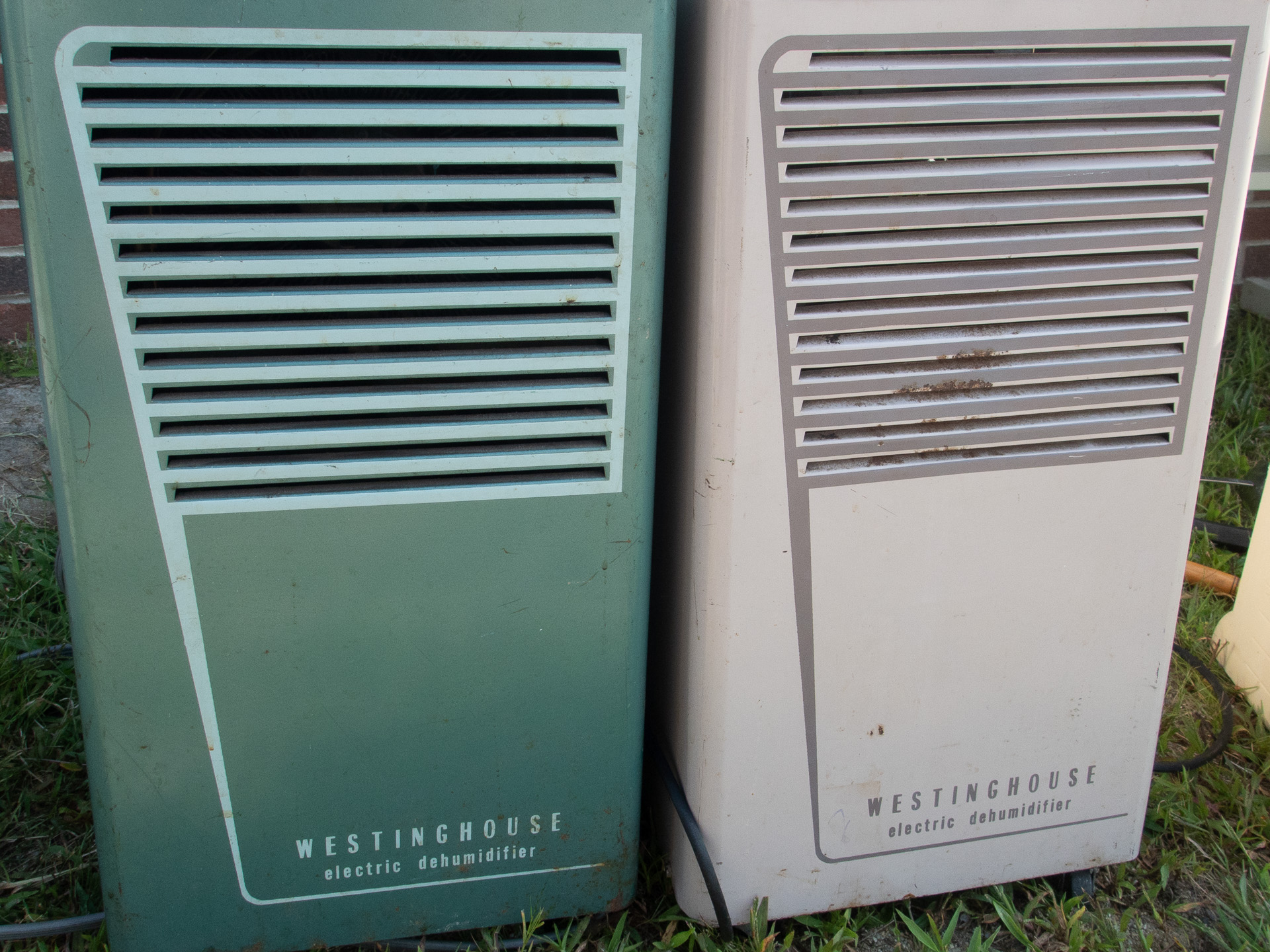 Retro Dehumidifiers