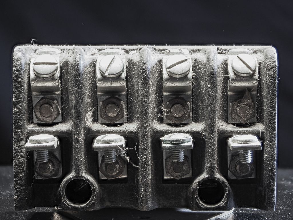 High power relay terminal strip