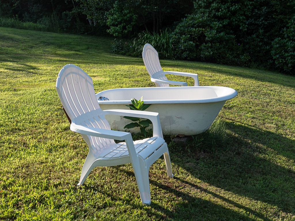 Two chairs and bathtub