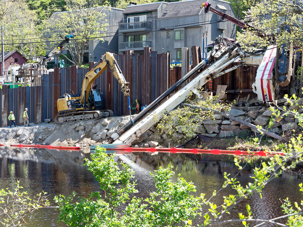 Removing the Kelly Bar