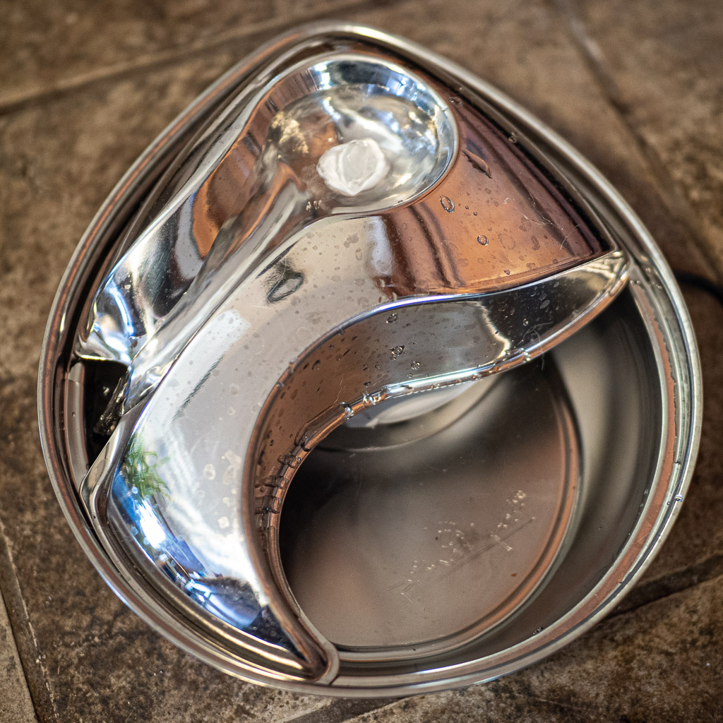 Pioneer Pet Raindrop Fountain